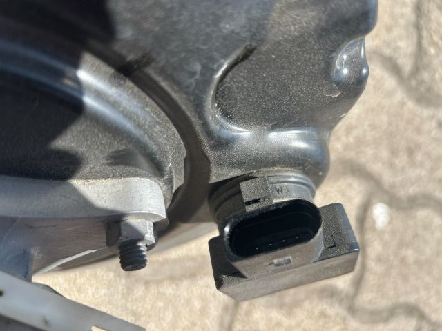 bontott VW GOLF V Fékrásegítő