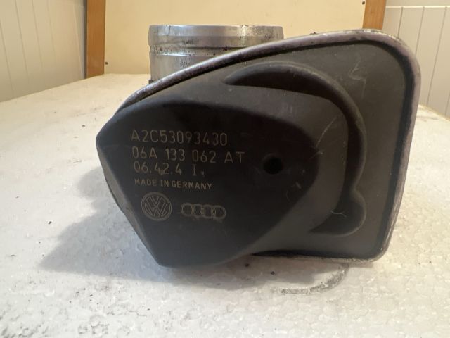 bontott VW GOLF V Fojtószelep (Elektromos)