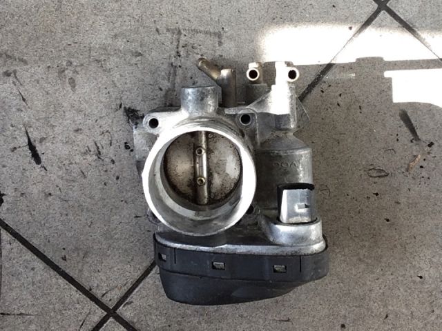 bontott VW GOLF V Fojtószelep (Elektromos)