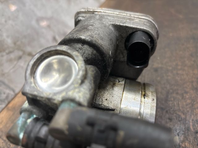 bontott VW GOLF V Fojtószelep (Elektromos)