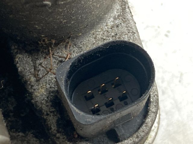 bontott VW GOLF V Fojtószelep (Elektromos)