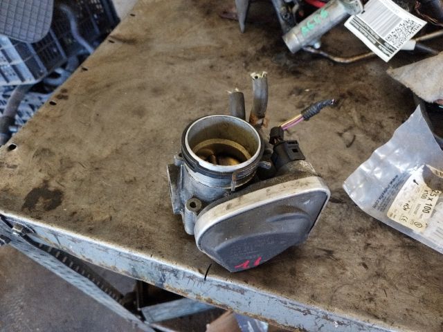 bontott VW GOLF V Fojtószelep (Elektromos)