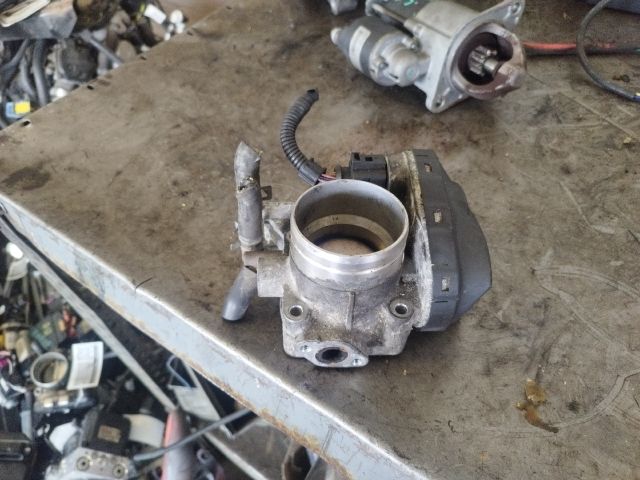 bontott VW GOLF V Fojtószelep (Elektromos)