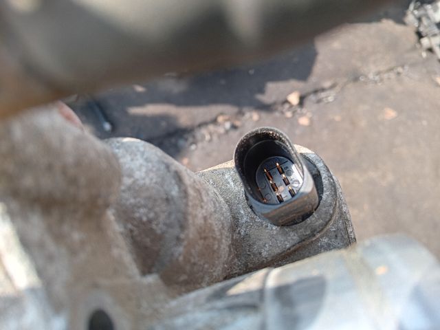 bontott VW GOLF V Fojtószelep (Elektromos)