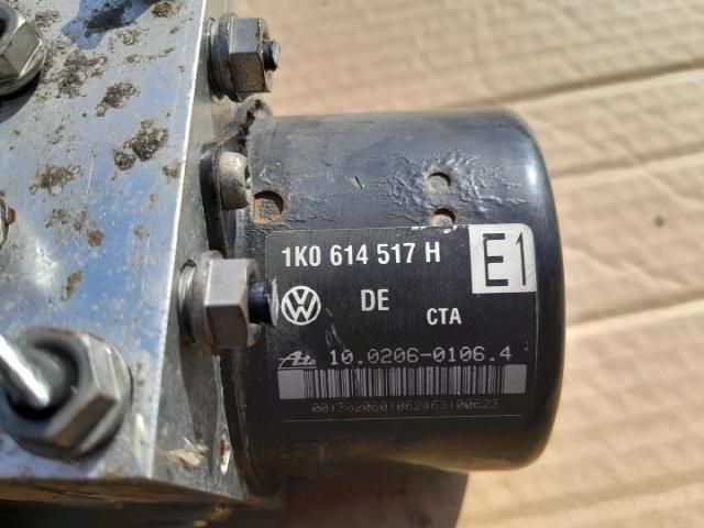 bontott VW GOLF V ABS Kocka