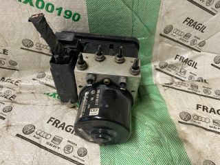 bontott VW GOLF V ABS Kocka