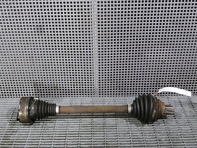 bontott VW GOLF V Bal Féltengely