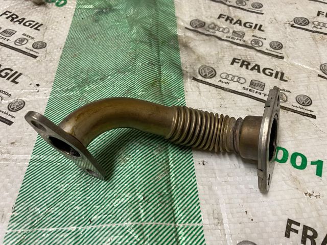 bontott VW GOLF V EGR Hűtő Cső