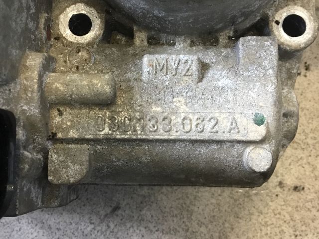 bontott VW GOLF V Fojtószelep (Elektromos)