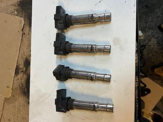 bontott VW GOLF V Gyújtótrafó