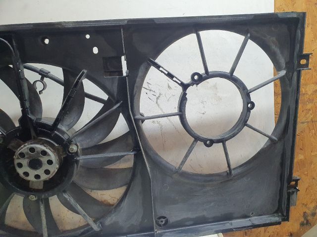 bontott VW GOLF V Hűtőventilátor