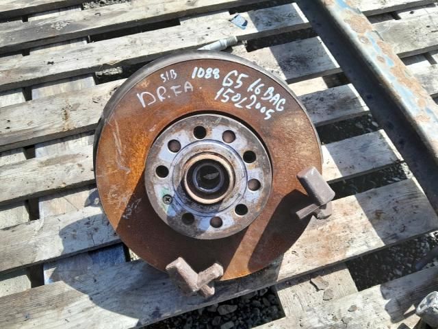 bontott VW GOLF V Jobb első Csonkállvány