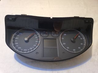 bontott VW GOLF V Kilométeróra