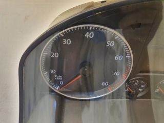 bontott VW GOLF V Kilométeróra