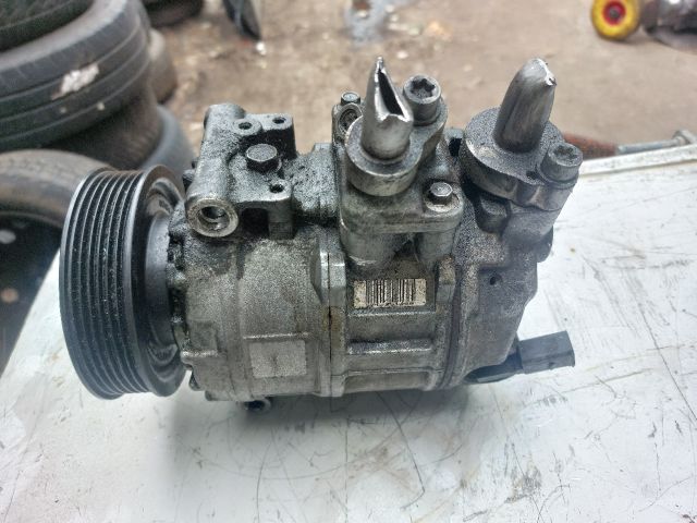 bontott VW GOLF V Klímakompresszor