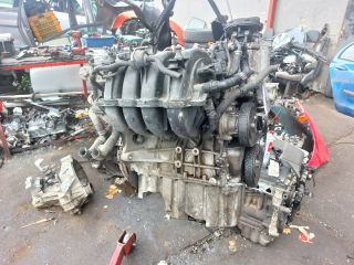 bontott VW GOLF V Komplett Motor (Segédberendezésekkel)