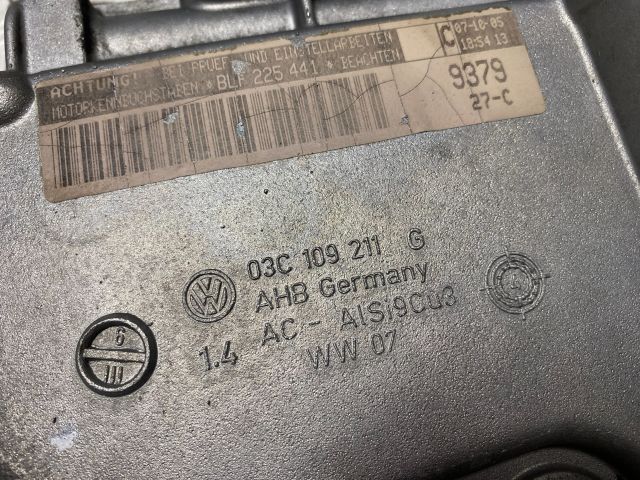 bontott VW GOLF V Komplett Vezérlés Burkolat