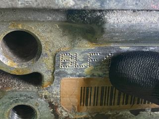 bontott VW GOLF V Motor (Fűzött blokk hengerfejjel)