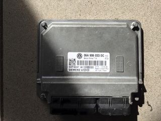 bontott VW GOLF V Motorvezérlő