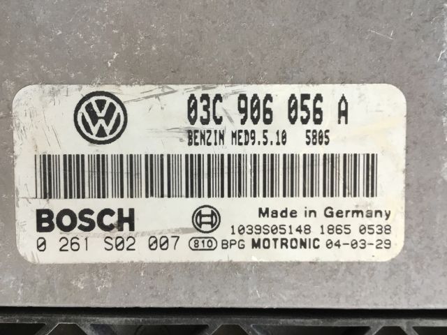 bontott VW GOLF V Motorvezérlő