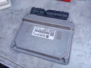 bontott VW GOLF V Motorvezérlő