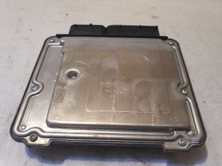 bontott VW GOLF V Motorvezérlő