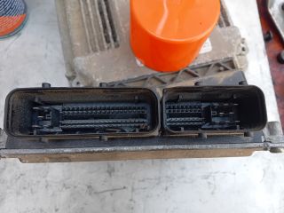 bontott VW GOLF V Motorvezérlő