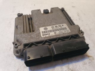 bontott VW GOLF V Motorvezérlő