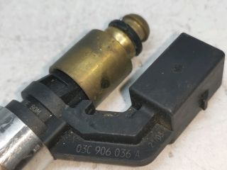 bontott VW GOLF V Porlasztó (1 db)