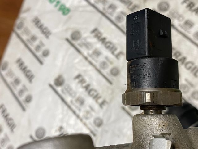 bontott VW GOLF V Szívósor