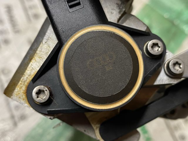 bontott VW GOLF V Szívósor