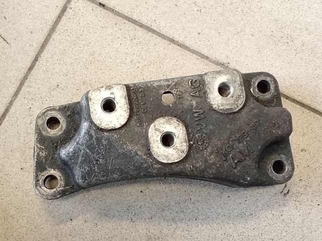 bontott VW GOLF V Váltó Tartó Bak (Pozíciófüggetlen)