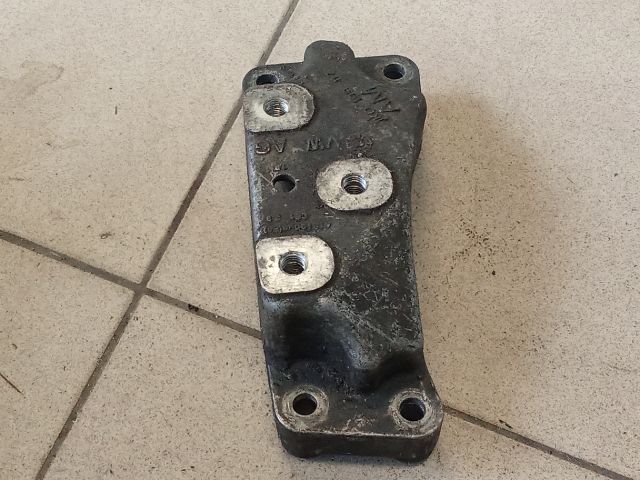 bontott VW GOLF V Váltó Tartó Bak (Pozíciófüggetlen)