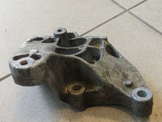 bontott VW GOLF V Váltó Tartó Bak (Pozíciófüggetlen)