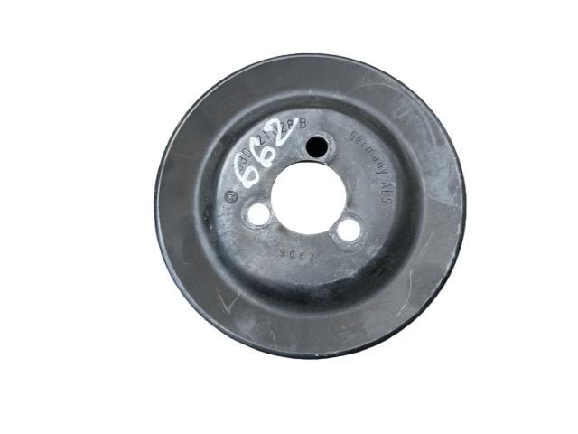 bontott VW GOLF V Vízpumpa Szíjtárcsa