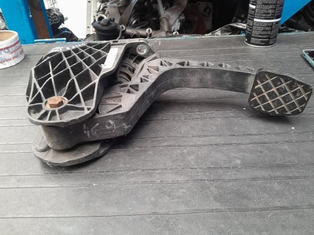 bontott VW GOLF V Gázpedál (Elektromos)