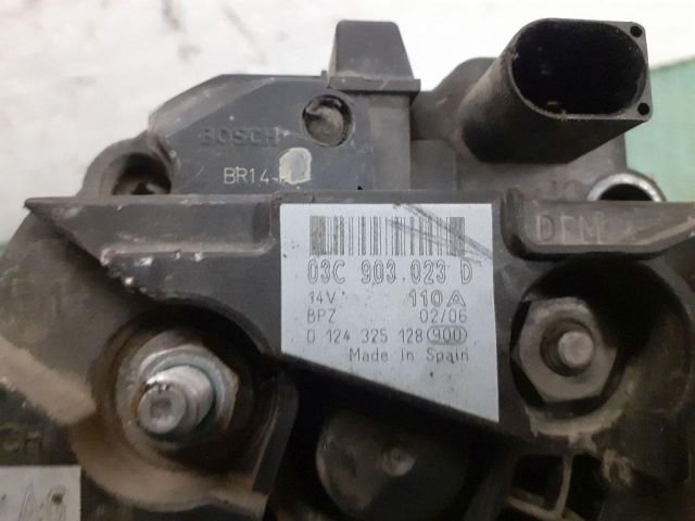 bontott VW GOLF V Generátor