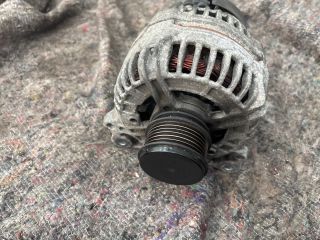 bontott VW GOLF V Generátor