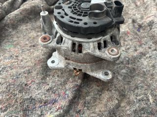 bontott VW GOLF V Generátor