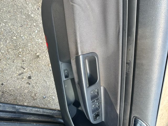 bontott VW GOLF V Gyújtáskapcsoló Házzal