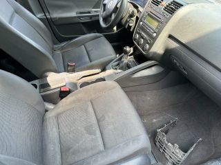 bontott VW GOLF V Gyújtáskapcsoló Házzal