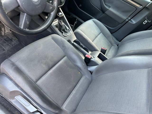 bontott VW GOLF V Gyújtáskapcsoló Házzal