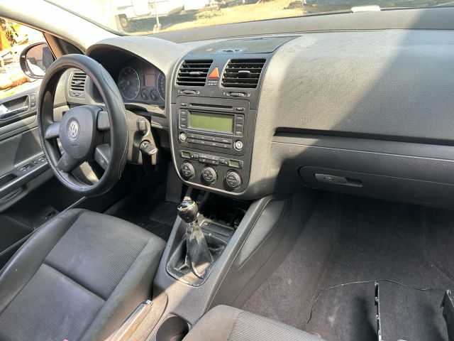 bontott VW GOLF V Gyújtáskapcsoló Házzal