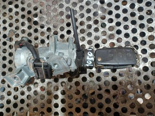 bontott VW GOLF V Gyújtáskapcsoló