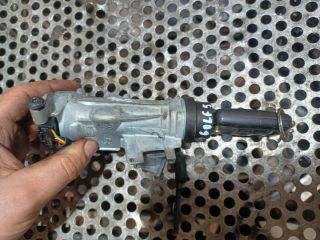 bontott VW GOLF V Gyújtáskapcsoló