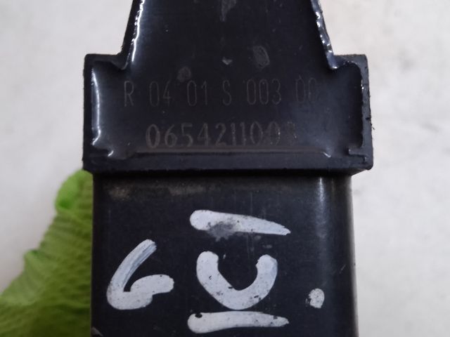 bontott VW GOLF V Gyújtótrafó