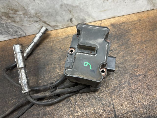 bontott VW GOLF V Gyújtótrafó