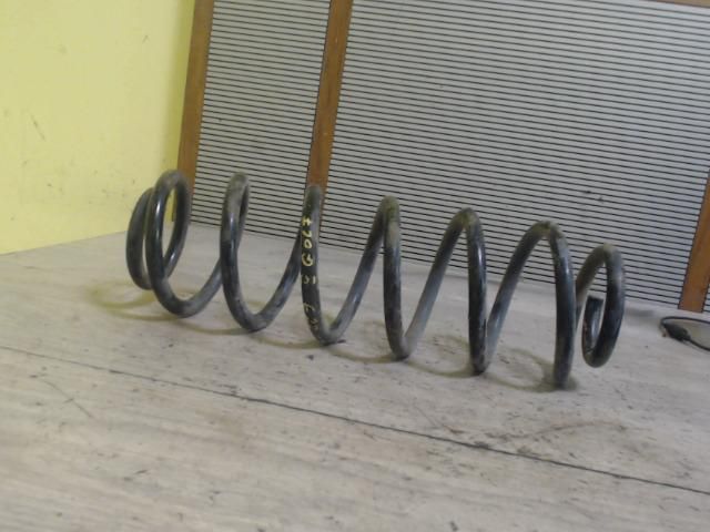 bontott VW GOLF V Hátsó Rugó