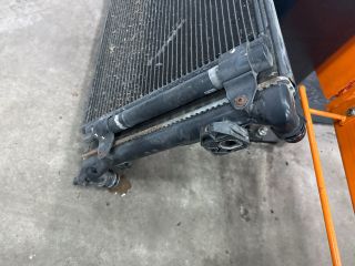 bontott VW GOLF V Hűtő Ventilátor(ok), Radiátor(ok) Szett