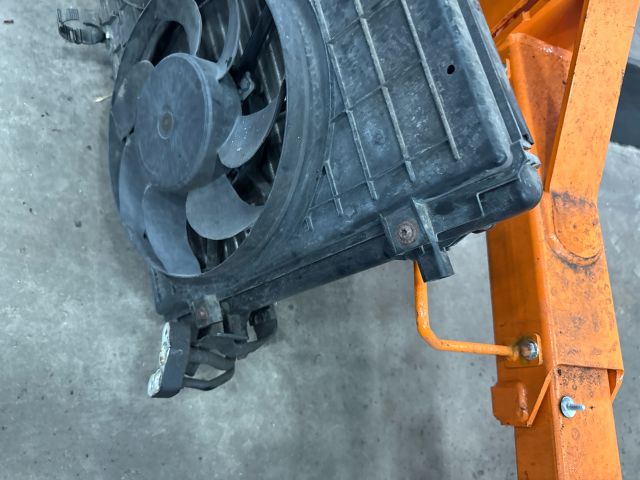 bontott VW GOLF V Hűtő Ventilátor(ok), Radiátor(ok) Szett